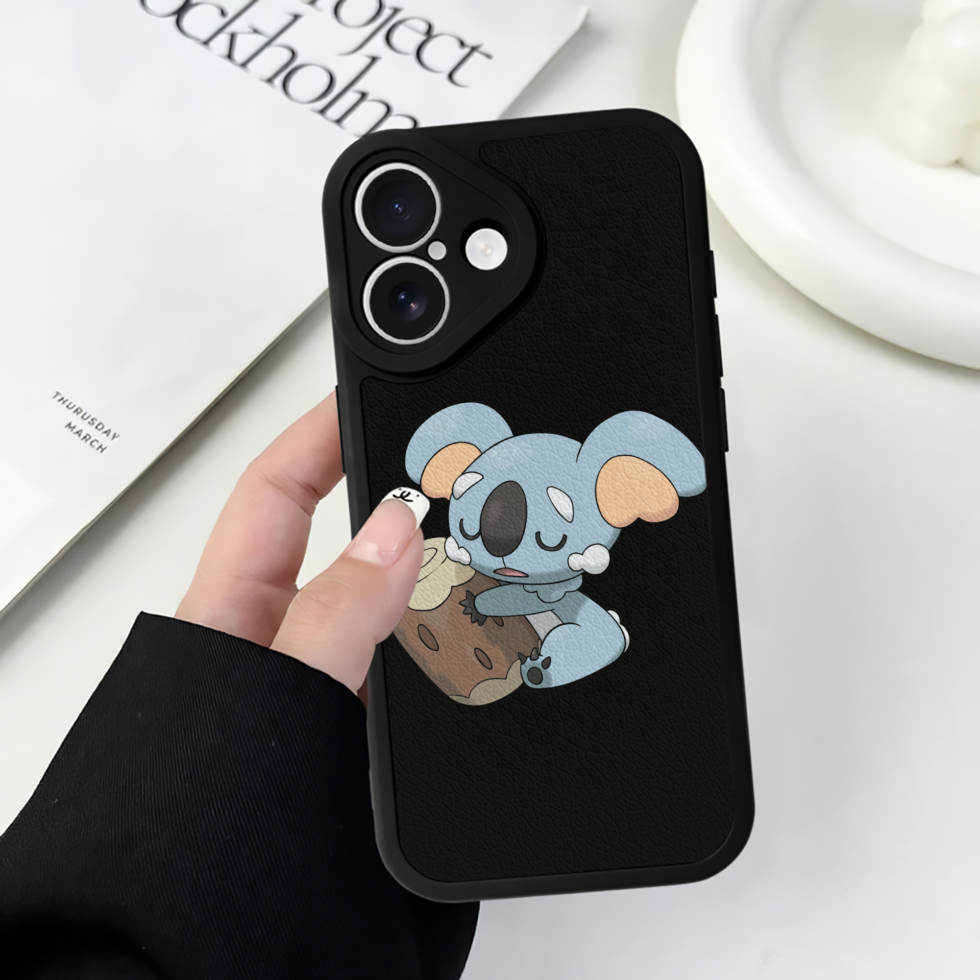 （画像用） ポケットモンスター Pokémon 【iPhone 16シリーズ対応】シリコンスマホケース（レザー調） 材質：シリコン
